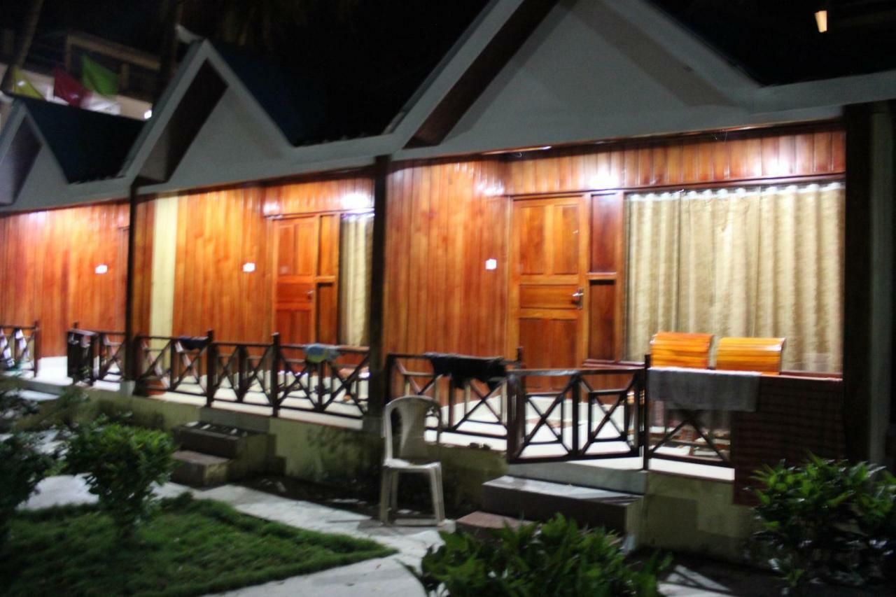 Tango Beach Resort Lakshmanpur Esterno foto