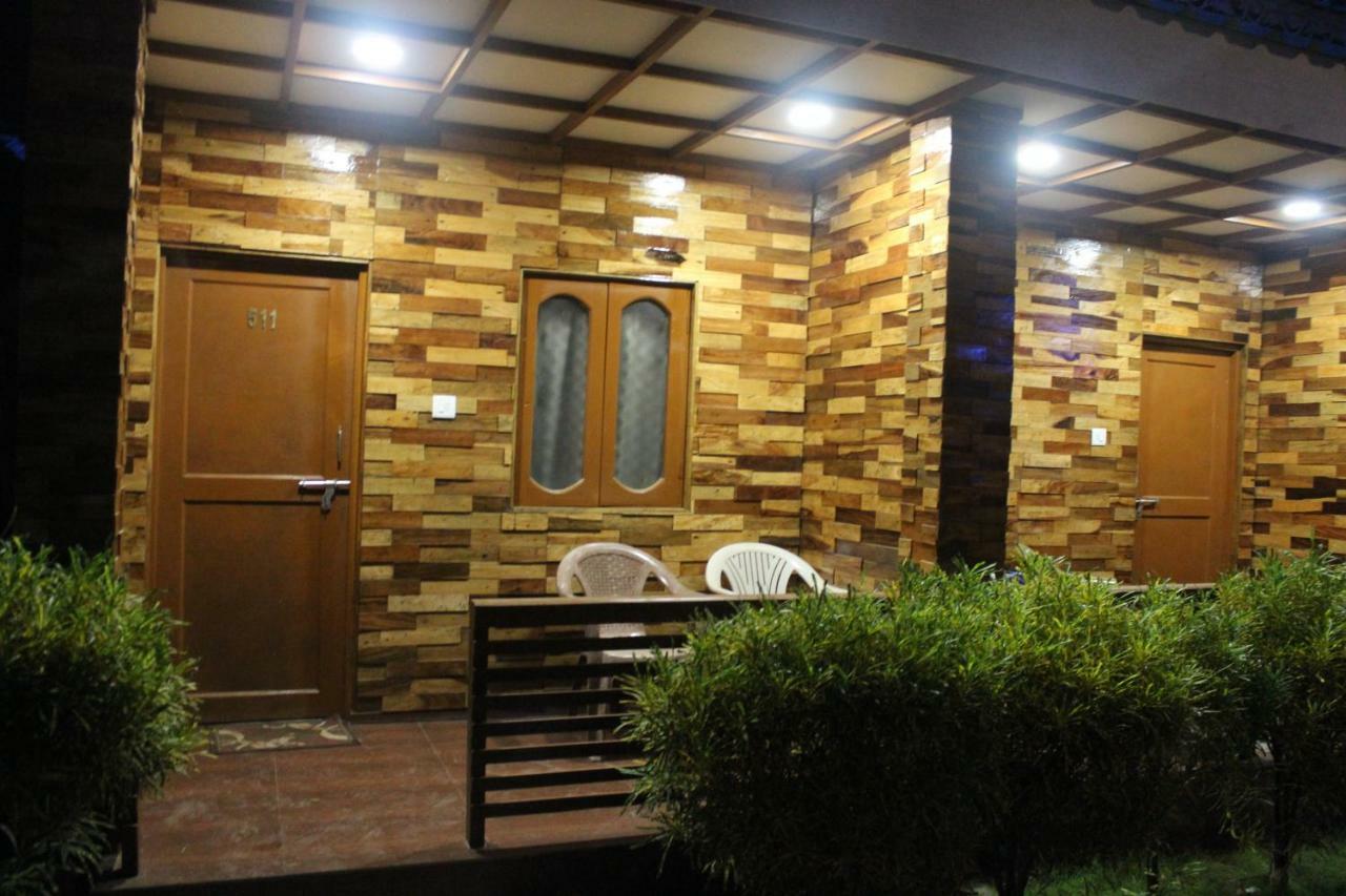 Tango Beach Resort Lakshmanpur Esterno foto