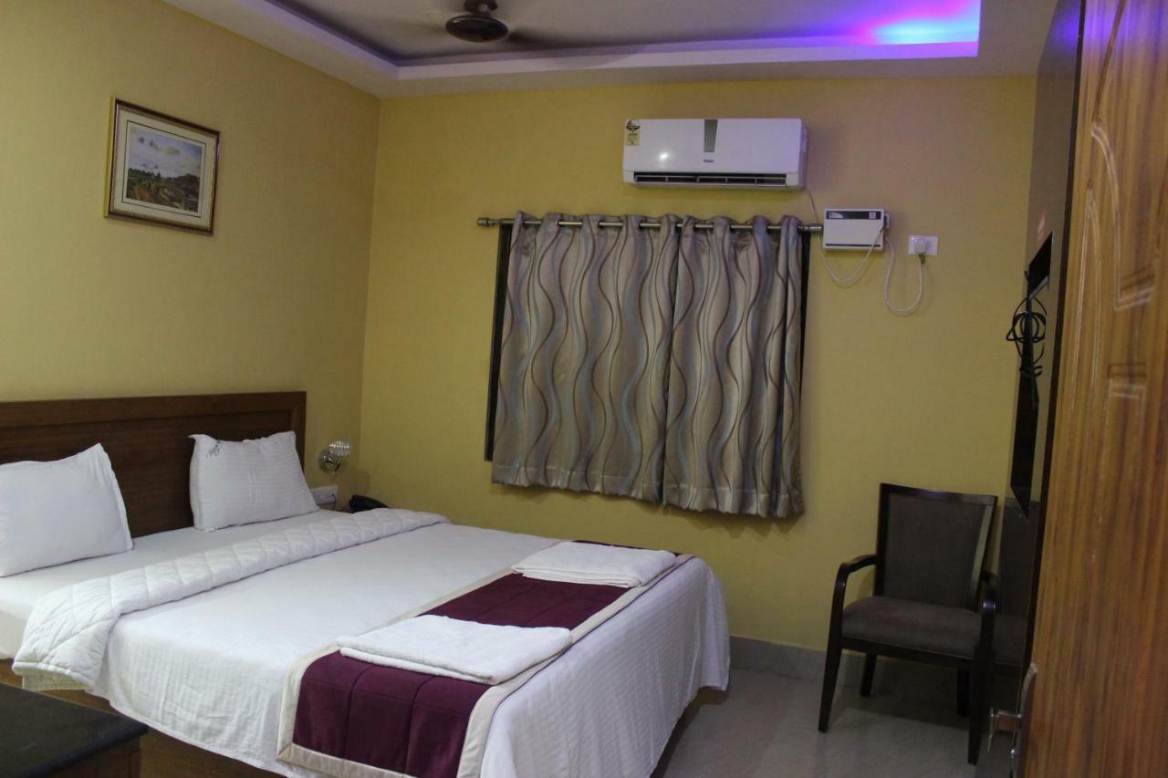 Tango Beach Resort Lakshmanpur Esterno foto